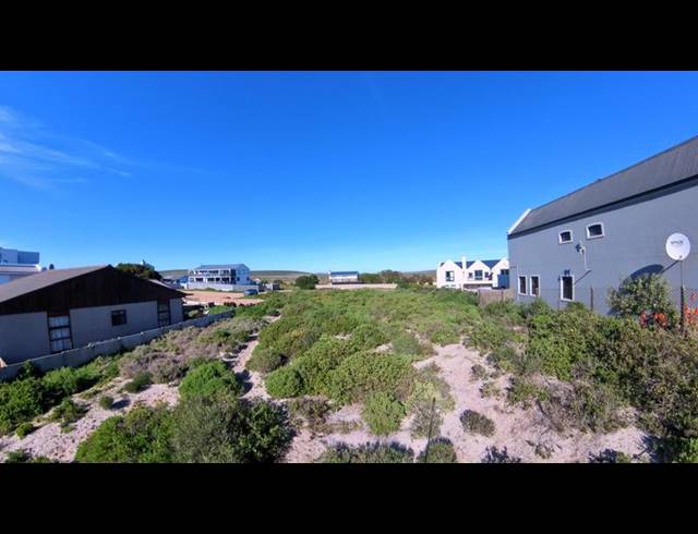 LAND FOR SALE IN BRITANNIA BAY